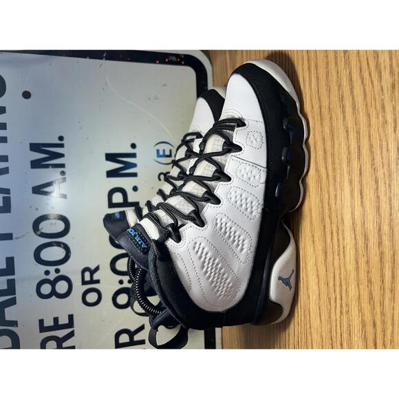 Air Jordan 9 Retro GS 'University Blue' - Picture 1 of 3